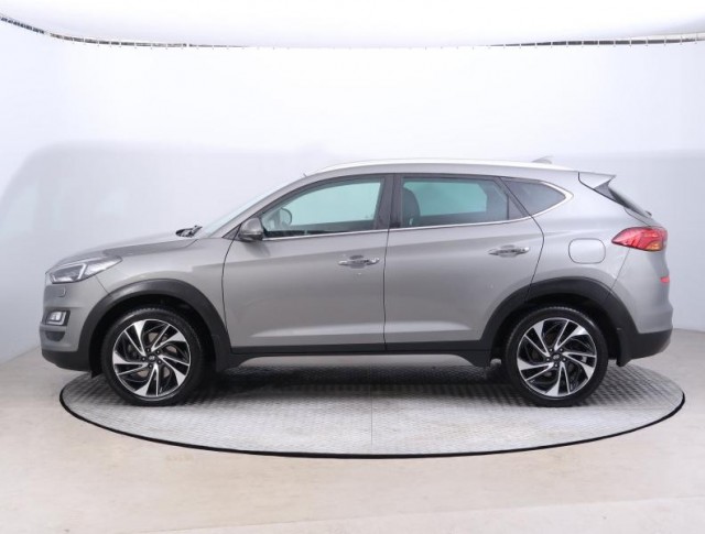 Hyundai Tucson  2.0 CRDi 