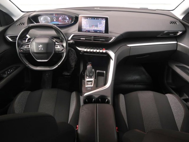 Peugeot 5008  PureTech 130 