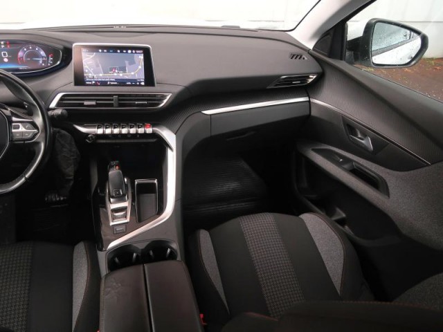 Peugeot 5008  PureTech 130 