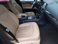 Audi Q7  3.0 TDI 