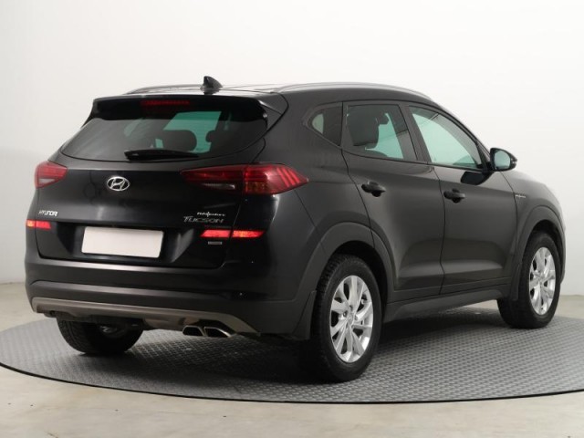 Hyundai Tucson  2.0 CRDi 