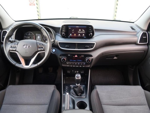 Hyundai Tucson  2.0 CRDi 