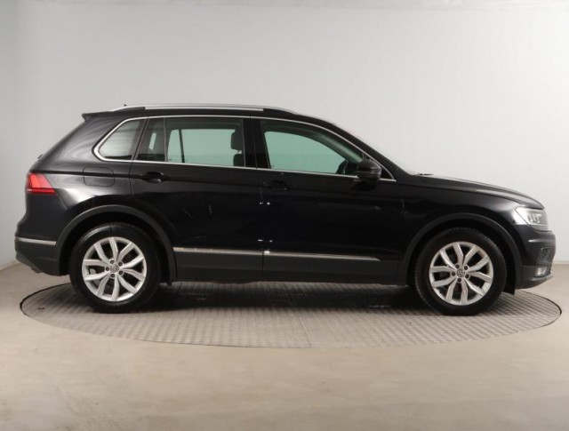 Volkswagen Tiguan  2.0 TDI 