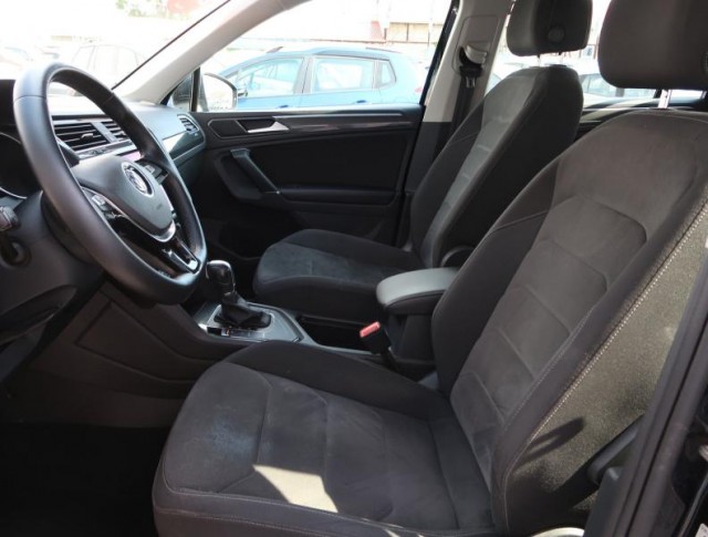 Volkswagen Tiguan  2.0 TDI 