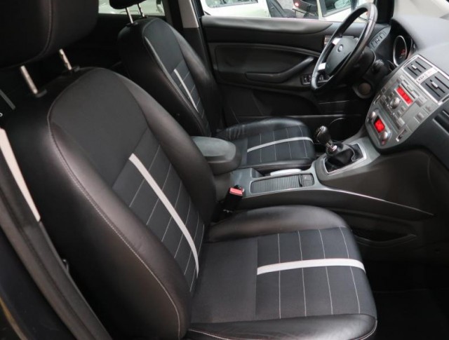 Ford Kuga  2.0 TDCi 