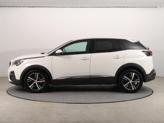 Peugeot 3008  1.2 PureTech 