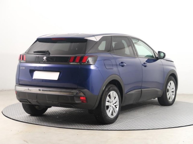 Peugeot 3008  1.5 BlueHDi 