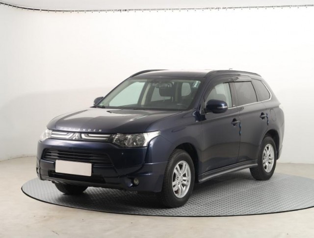 Mitsubishi Outlander  2.2 DI-D 