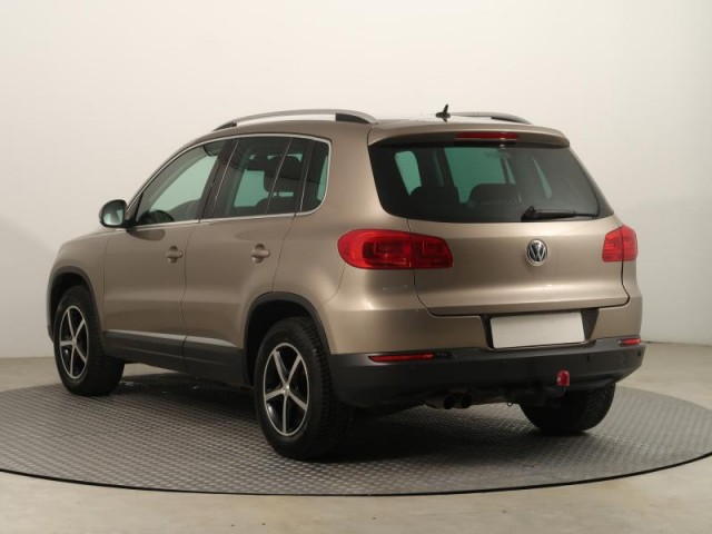 Volkswagen Tiguan  2.0 TDI 