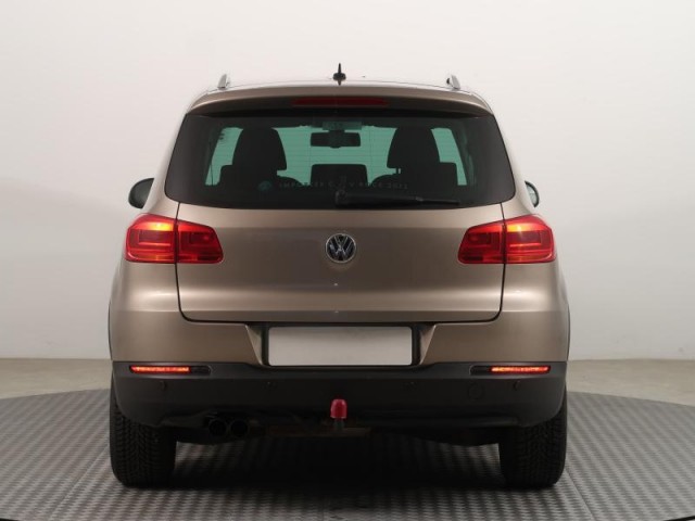 Volkswagen Tiguan  2.0 TDI 