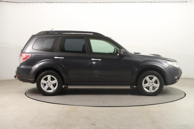 Subaru Forester  2.0 d 
