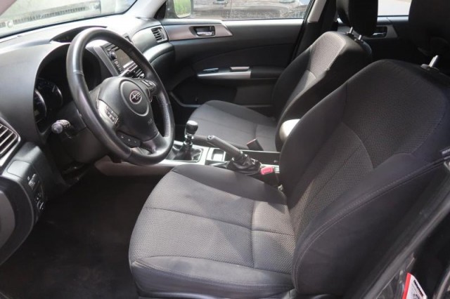 Subaru Forester  2.0 d 