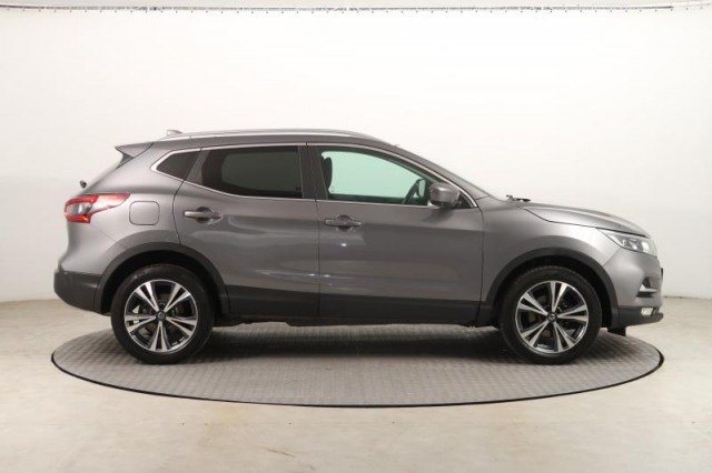 Nissan Qashqai  1.2 DIG-T 