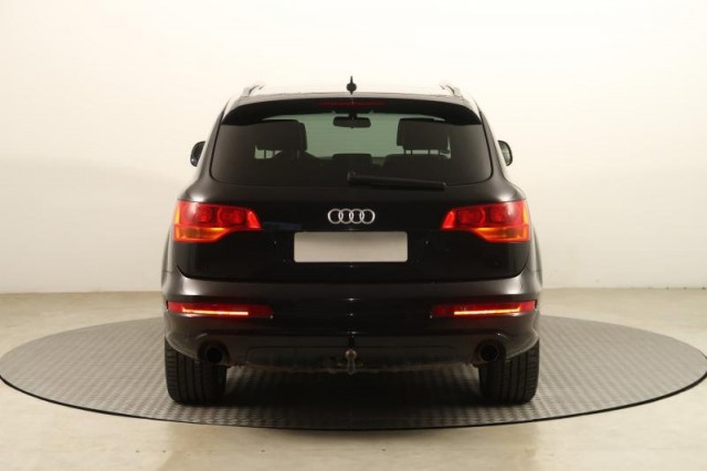 Audi Q7  3.0 TDI S-Line