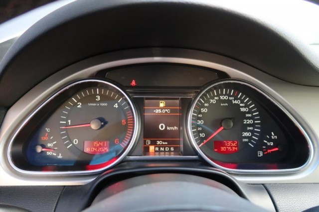 Audi Q7  3.0 TDI S-Line