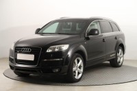 Audi Q7  3.0 TDI S-Line
