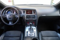 Audi Q7  3.0 TDI S-Line