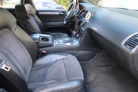 Audi Q7  3.0 TDI S-Line