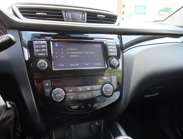 Nissan Qashqai  1.2 DIG-T Acenta