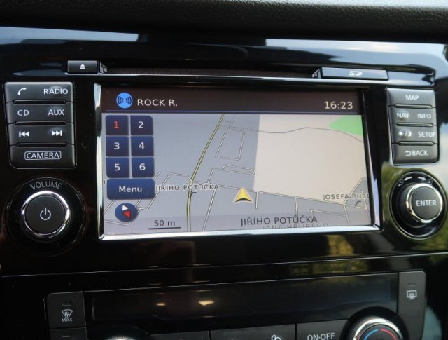 Nissan Qashqai  1.2 DIG-T Acenta