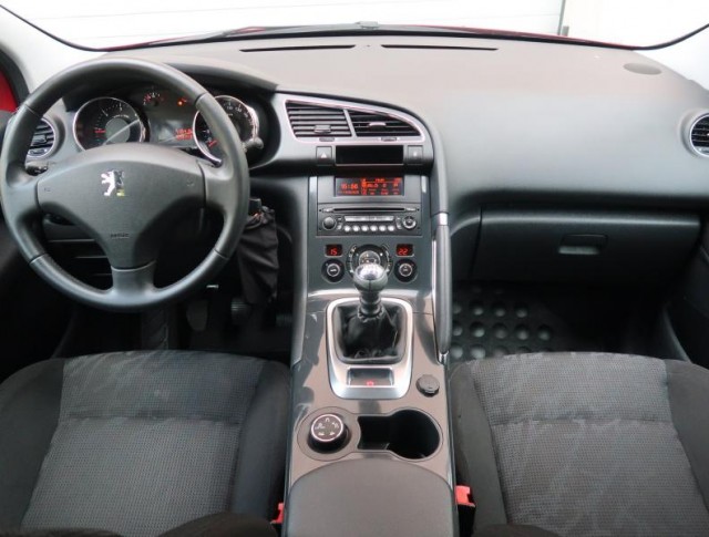 Peugeot 3008  1.6 HDi 