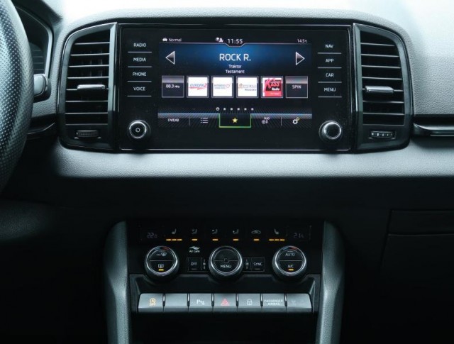 Škoda Karoq  1.5 TSI Sportline