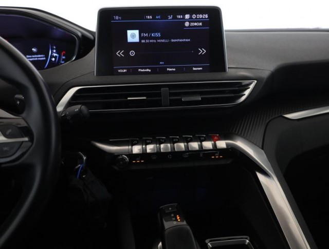 Peugeot 3008  1.2 PureTech 