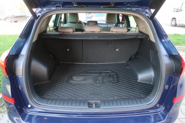 Hyundai Tucson  2.0 CRDi 