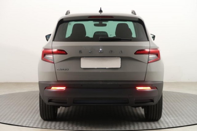 Škoda Karoq  1.0 TSI 