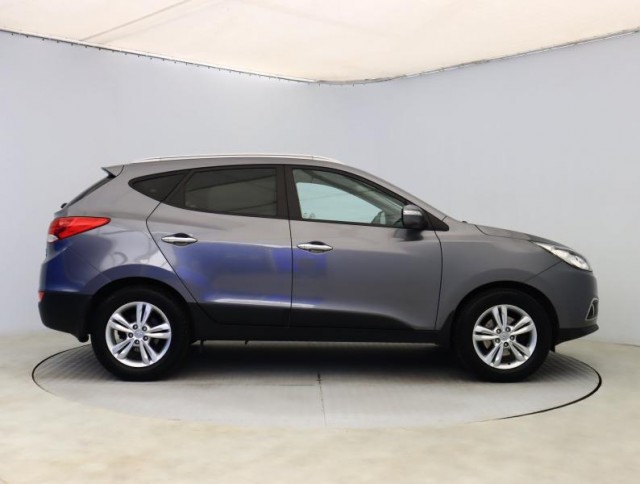 Hyundai ix35  2.0 CRDi 