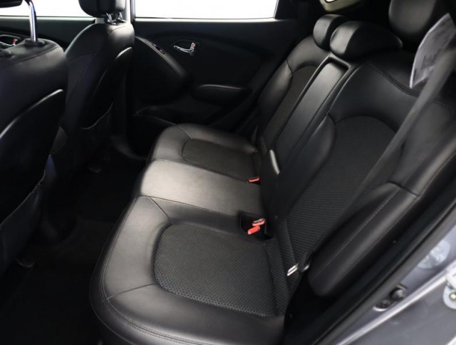 Hyundai ix35  2.0 CRDi 
