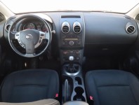 Nissan Qashqai  1.6 