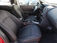Nissan Qashqai  1.6 