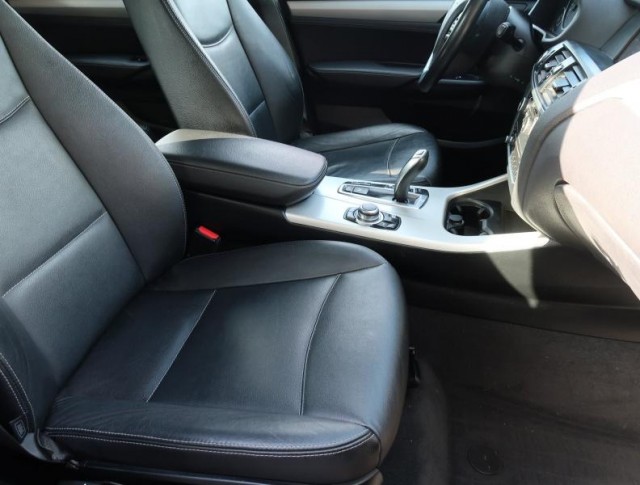 BMW X3  xDrive20d Selection