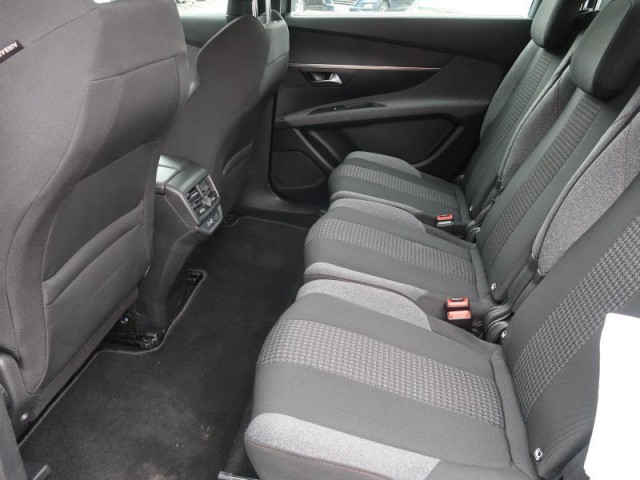 Peugeot 5008  1.5 BlueHDi Active