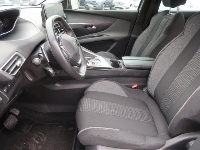 Peugeot 5008  1.5 BlueHDi Active