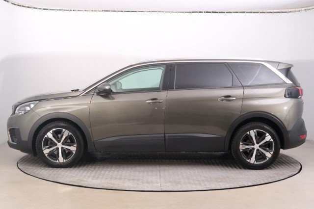 Peugeot 5008  1.5 BlueHDi 