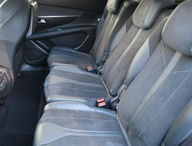 Peugeot 5008  1.5 BlueHDi 