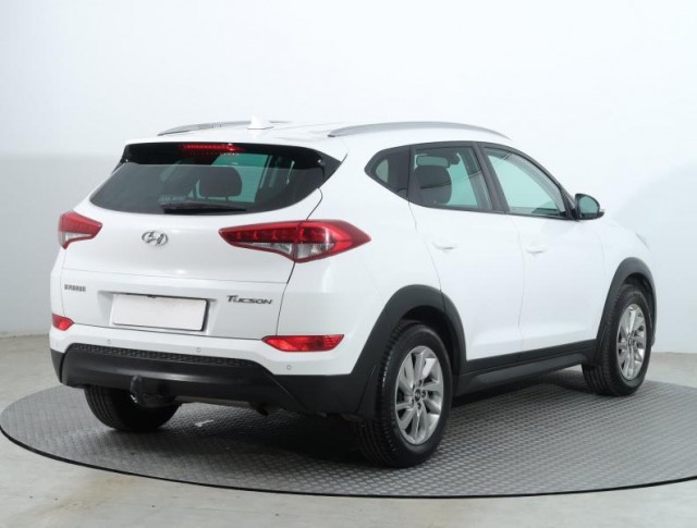 Hyundai Tucson  1.7 CRDi 
