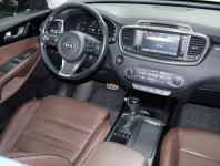 Kia Sorento  2.2 CRDi 