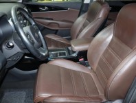 Kia Sorento  2.2 CRDi 