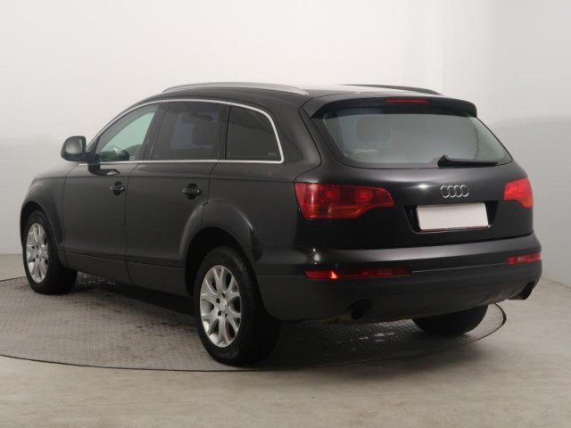 Audi Q7  3.0 TDI 