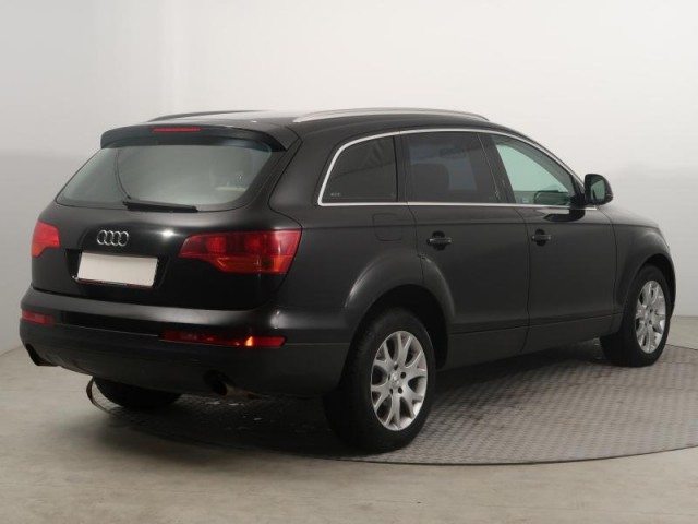 Audi Q7  3.0 TDI 