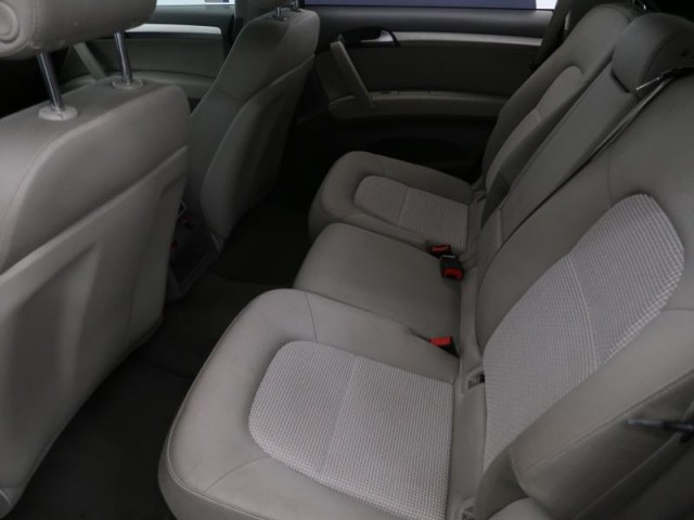 Audi Q7  3.0 TDI 