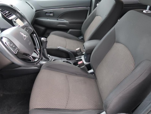 Mitsubishi ASX  1.6 MIVEC 