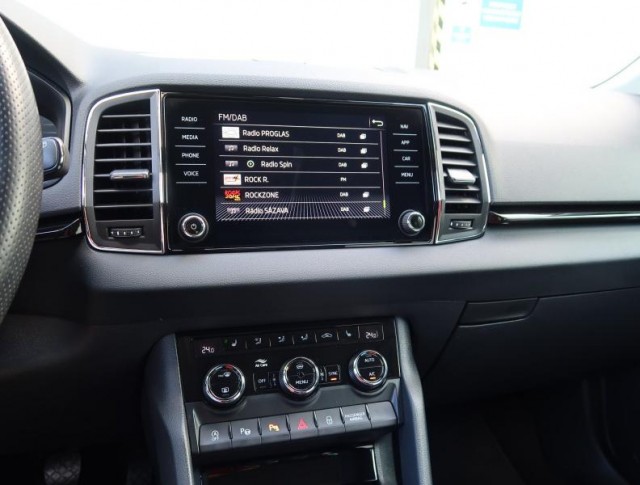 Škoda Karoq  1.5 TSI Style