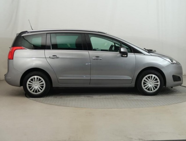 Peugeot 5008  1.6 BlueHDi Access