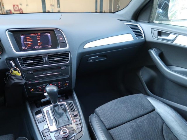Audi Q5  2.0 TDI design
