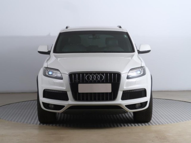 Audi Q7  3.0 TDI S-Line