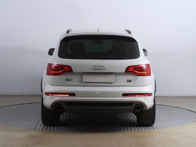 Audi Q7  3.0 TDI S-Line